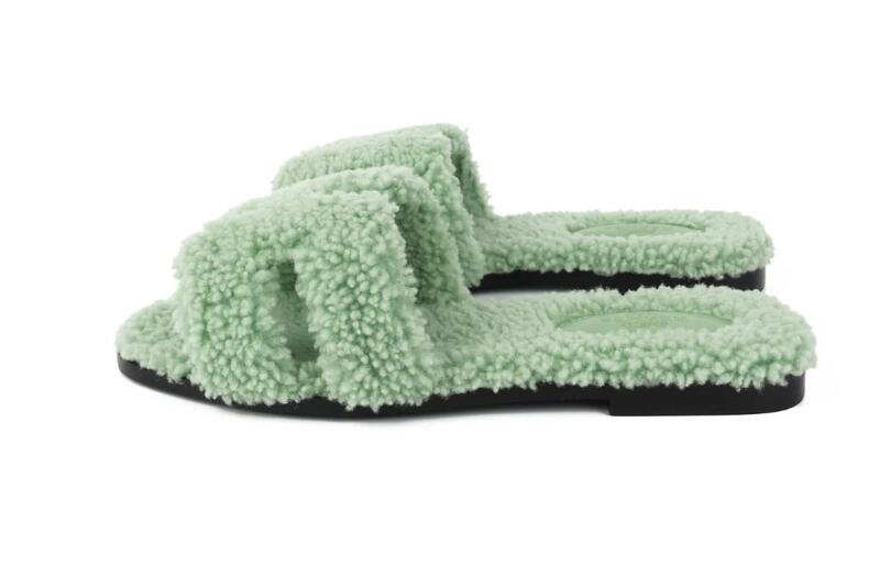 Hermès Oran Sandal Vert Deau Shearling