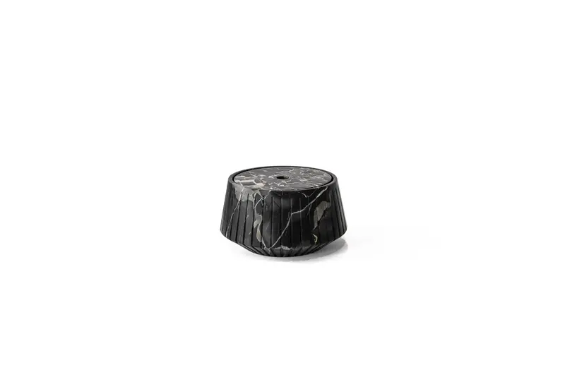 FiammettaV Striped Objects Holder Black